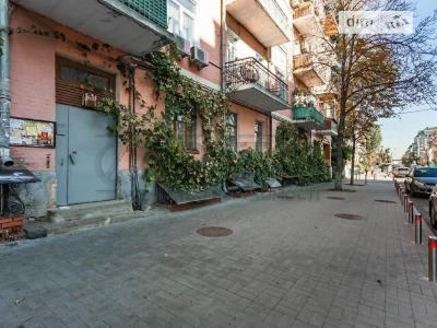 Довготривала оренда 2к квартири на вул. Спаська 9 • ID 33153