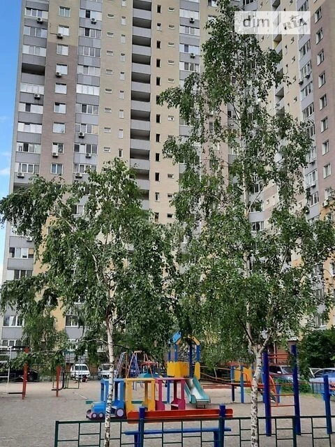 Довготривала оренда 3к квартири на вул. Миколи Закревського