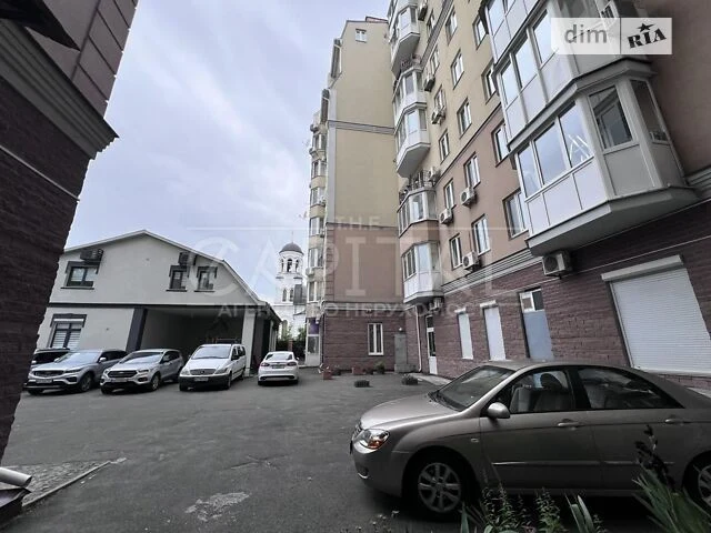 Довготривала оренда 4к квартири на вул. Почайнинська 25/49 •