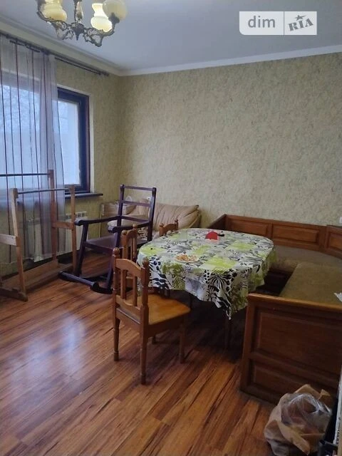 Здам в оренду кімнату на вул. Старицької-Черняхівської довго