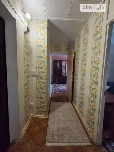 Довготривала оренда 2к квартири на вул. Петра Калнишевського
