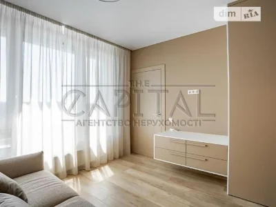 Довготривала оренда 1к квартири на пров. Ужгородський 4/1 •
