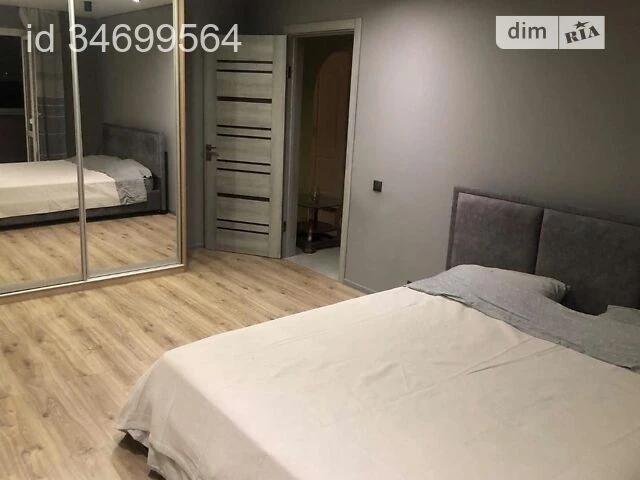Довготривала оренда 3к квартири на вул. Ревуцького • ID 3469