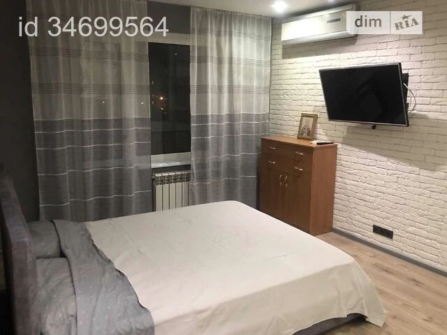Довготривала оренда 3к квартири на вул. Ревуцького • ID 3469