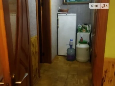 Здам в оренду кімнату на вул. Чорних Запорожців 4 довгострок