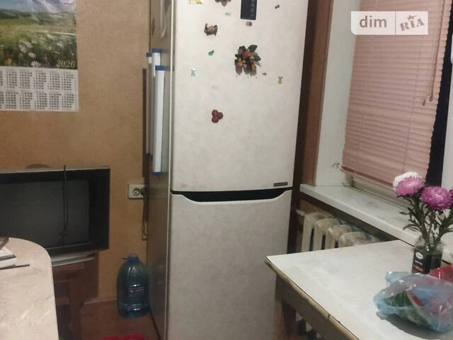 Здам в оренду кімнату на вул. Чорних Запорожців 4 довгострок