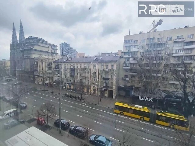 Довготривала оренда 3к квартири на вул. Велика Васильківська