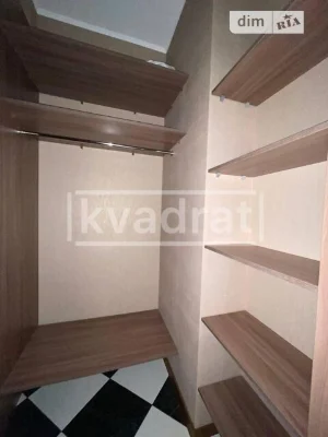 Довготривала оренда 1к квартири на вул. Саперне Поле 14/55 •