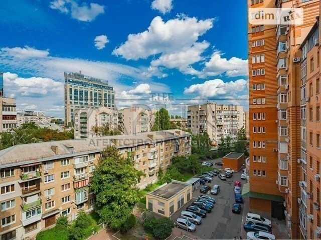 Довготривала оренда 2к квартири на вул. Панаса Мирного 16/13