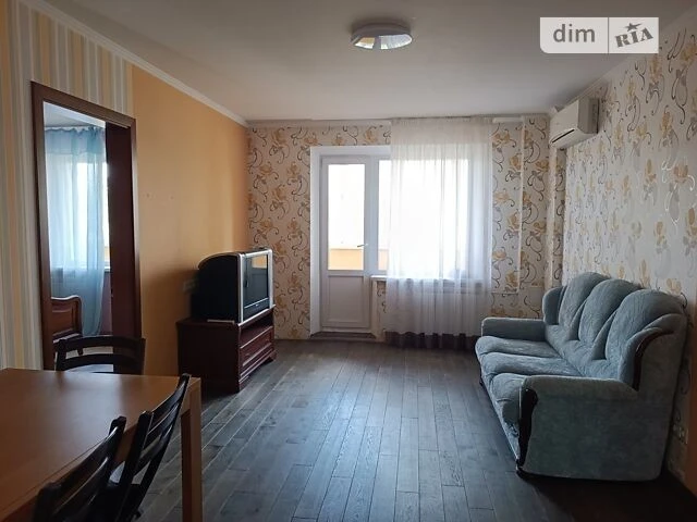 Довготривала оренда 4к квартири на вул. Академіка Єфремова 2