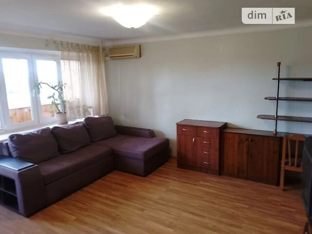 Довготривала оренда 2к квартири на бул. Русанівський 2/8 • I