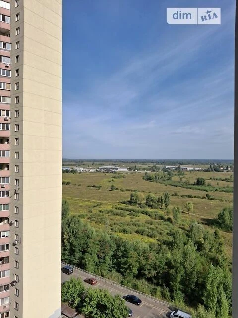 Довготривала оренда 2к квартири на вул. Милославська 4 • ID