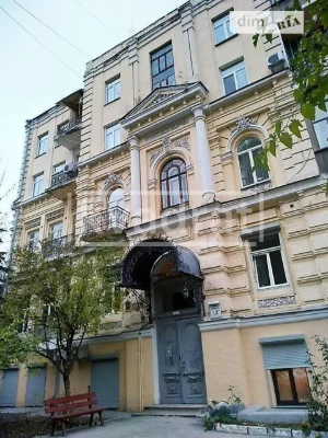 Довготривала оренда 3к квартири на вул. Антоновича 14Б • ID