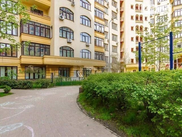 Довготривала оренда 3к квартири на вул. В'ячеслава Чорновола