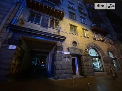 Довготривала оренда 4к квартири на вул. Велика Васильківська