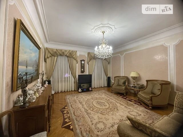 Довготривала оренда 4к квартири на вул. Велика Васильківська