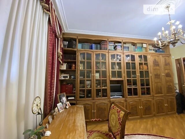Довготривала оренда 4к квартири на вул. Велика Васильківська