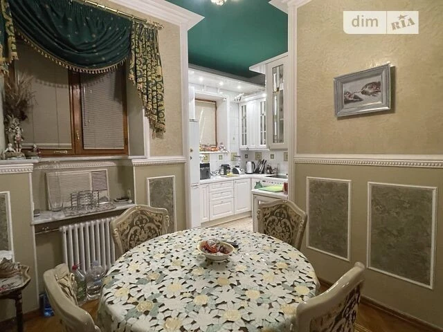 Довготривала оренда 4к квартири на вул. Велика Васильківська