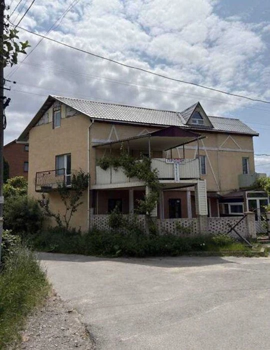 (7) House for sale on Kyivska (5813)