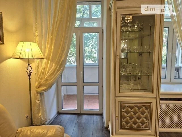 Довготривала оренда 2к квартири на вул. Костельна 4 • ID 336