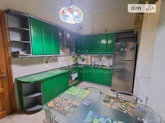 Довготривала оренда 4к квартири на вул. Олеся Гончара 45А •