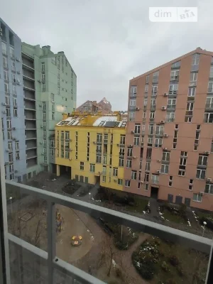 Довготривала оренда 2к квартири на вул. Регенераторна 4 корп