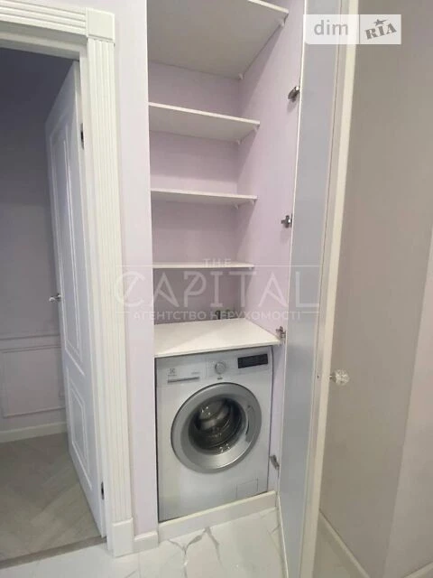 Довготривала оренда 2к квартири на вул. Михайла Максимовича