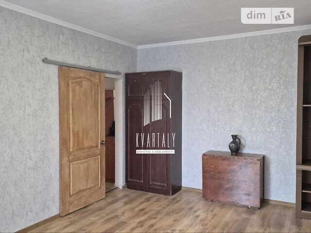 Довготривала оренда 2к квартири на вул. Івана Виговського 11