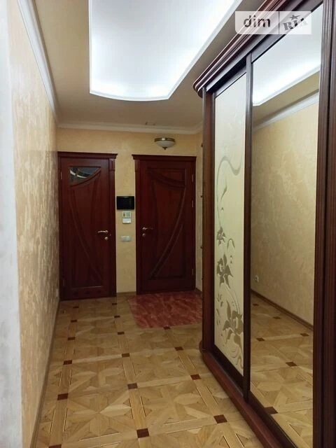 Довготривала оренда 3к квартири на вул. Срібнокільська 1 • I