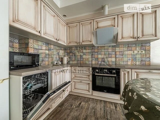 Довготривала оренда 1к квартири на вул. Дегтярна 7 • ID 3396