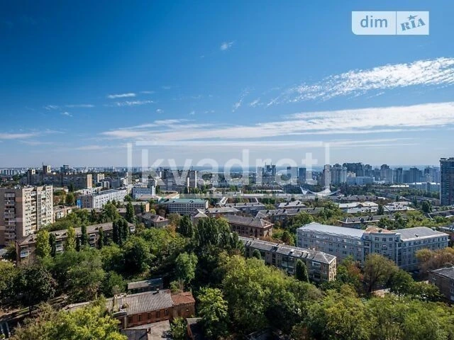 Довготривала оренда 1к квартири на вул. Коновальця Євгена 44