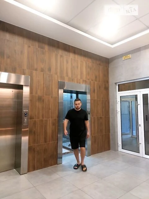 Довготривала оренда 1к квартири на вул. Михайла Максимовича