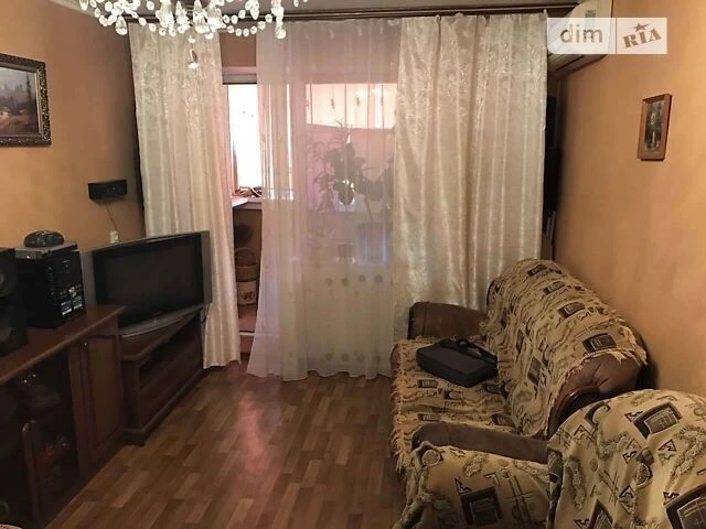 Довготривала оренда 1к квартири на вул. Юрія Пасхаліна 12 •