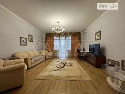 Довготривала оренда 4к квартири на вул. Панаса Мирного 16 •