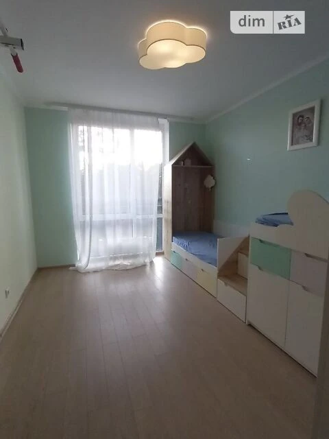 Довготривала оренда 2к квартири на вул. Анатолія Петрицького