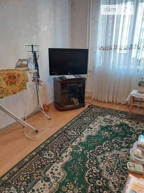 Довготривала оренда 2к квартири на просп. Миколи Бажана 26 •