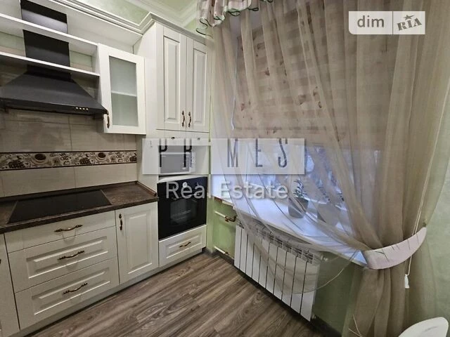 Довготривала оренда 2к квартири на вул. Володимирська 19 • I