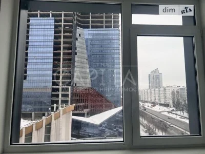 Довготривала оренда 1к квартири на просп. Берестейський 11 •