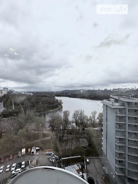 Довготривала оренда 4к квартири на вул. Раїси Окіпної 10 • I