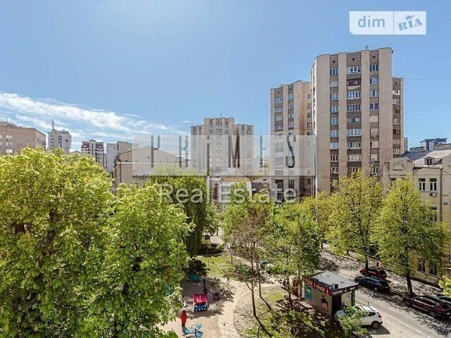 Довготривала оренда 3к квартири на вул. Олександра Кониськог