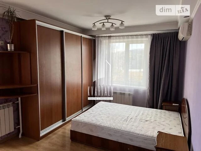 Довготривала оренда 3к квартири на вул. Кавказька 11 • ID 34