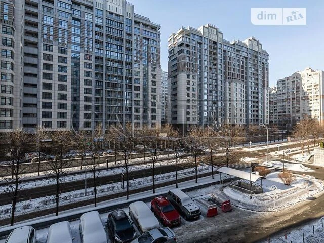 Довготривала оренда 2к квартири на вул. Андрія Верхогляда 5