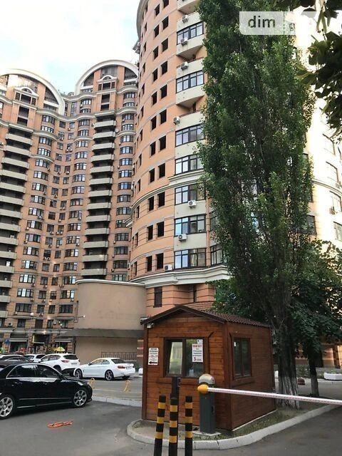 Довготривала оренда 2к квартири на вул. Старонаводницька 6Б
