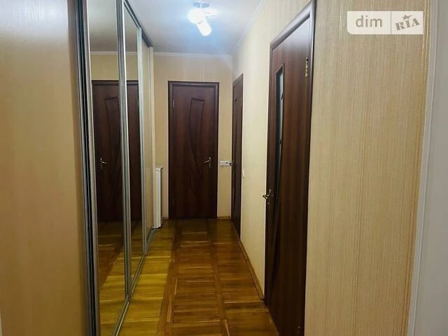 Довготривала оренда 3к квартири на просп. Володимира Івасюка