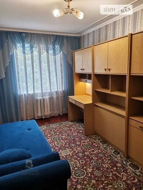Довготривала оренда 2к квартири на вул. Миколи Василенка 4 •
