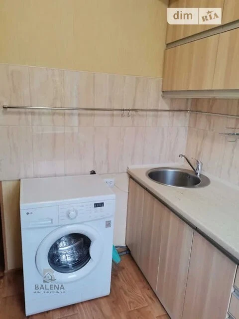 Довготривала оренда 2к квартири на вул. Миколи Василенка 4 •