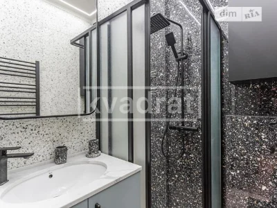 Довготривала оренда 3к квартири на вул. Мирна 2/1 • ID 34219