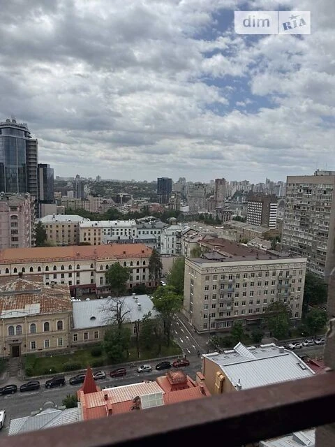 Довготривала оренда 2к квартири на вул. Богдана Хмельницьког