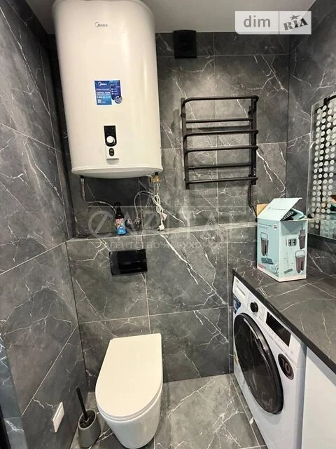 Довготривала оренда 1к квартири на вул. Михайла Максимовича