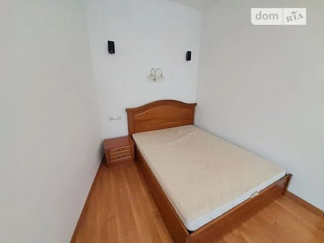 Довготривала оренда 1к квартири на вул. Рейтарська 2 • ID 34